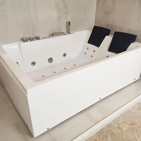 Апартаменты Lamure Luxury Бари